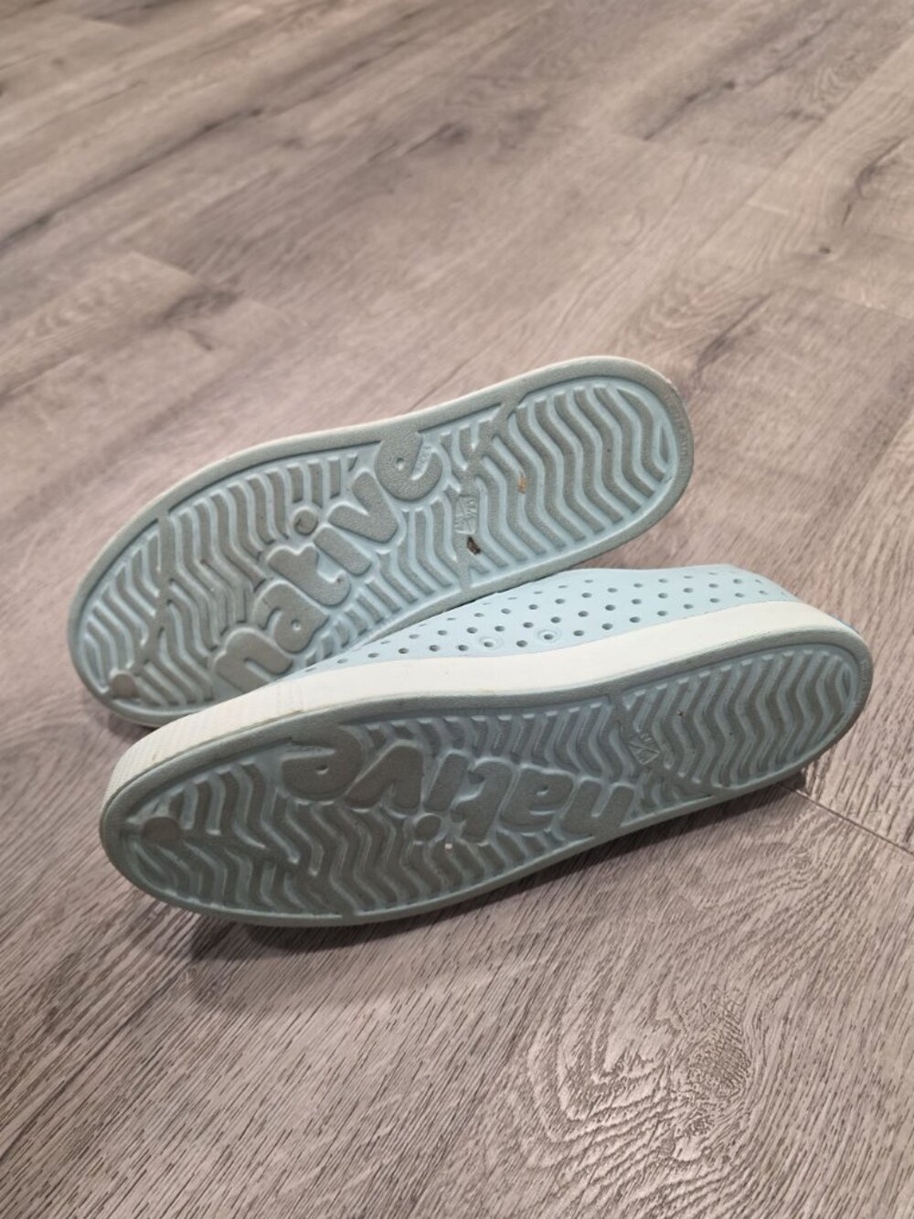 Native Jefferson Slip-On Shoes Light Blue Rubber Size W10 M8 - Picture 6 of 8